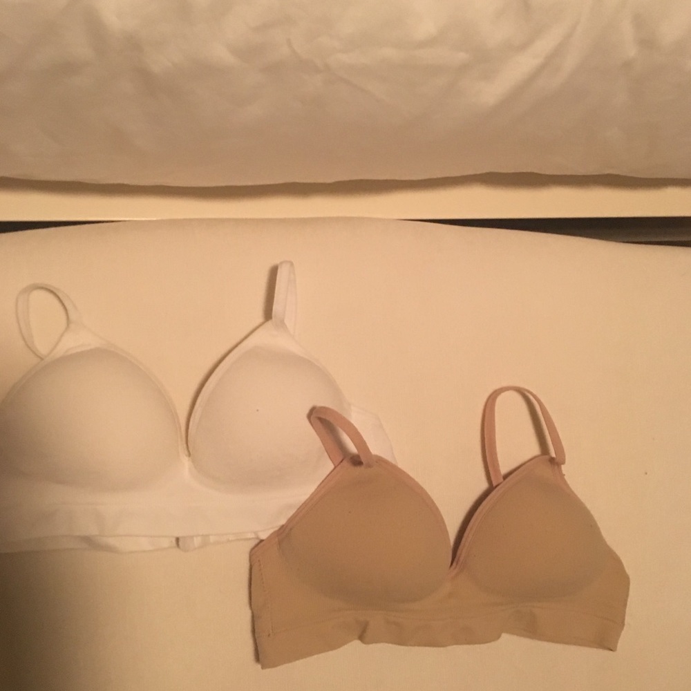 Cat & Jack whit and nude wireless bra bundle